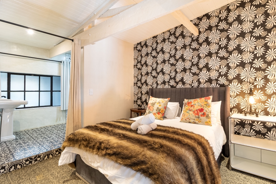 6 Bedroom Property for Sale in Cape Town City Centre Western Cape